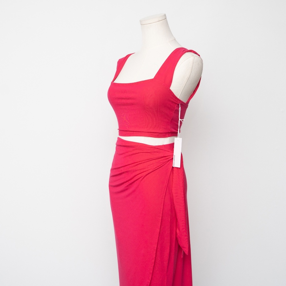 Reformation - Knit Rika Two-Piece Crop Top & Wrap Skirt Set - Picture 9 of 11
